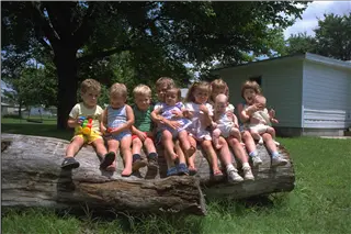 small_9400 1827 family logkidsIMG0009.webp